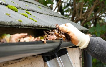 gutter cleaning Llanfachraeth, Isle Of Anglesey